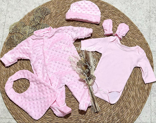 Ensemble pyjama bébé 5 pièces personnalisé avec broderie prénom