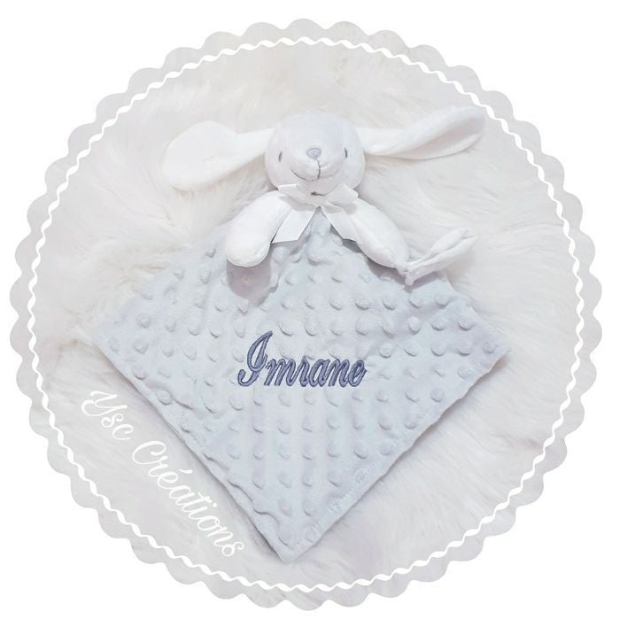 Doudou lapin bébé minky personnalisé – Broderie prénom douce et sécurisée