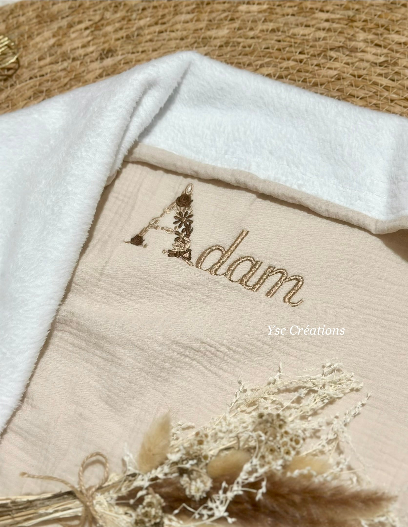 couverture naissance personnalisée broderie prénom élégante
