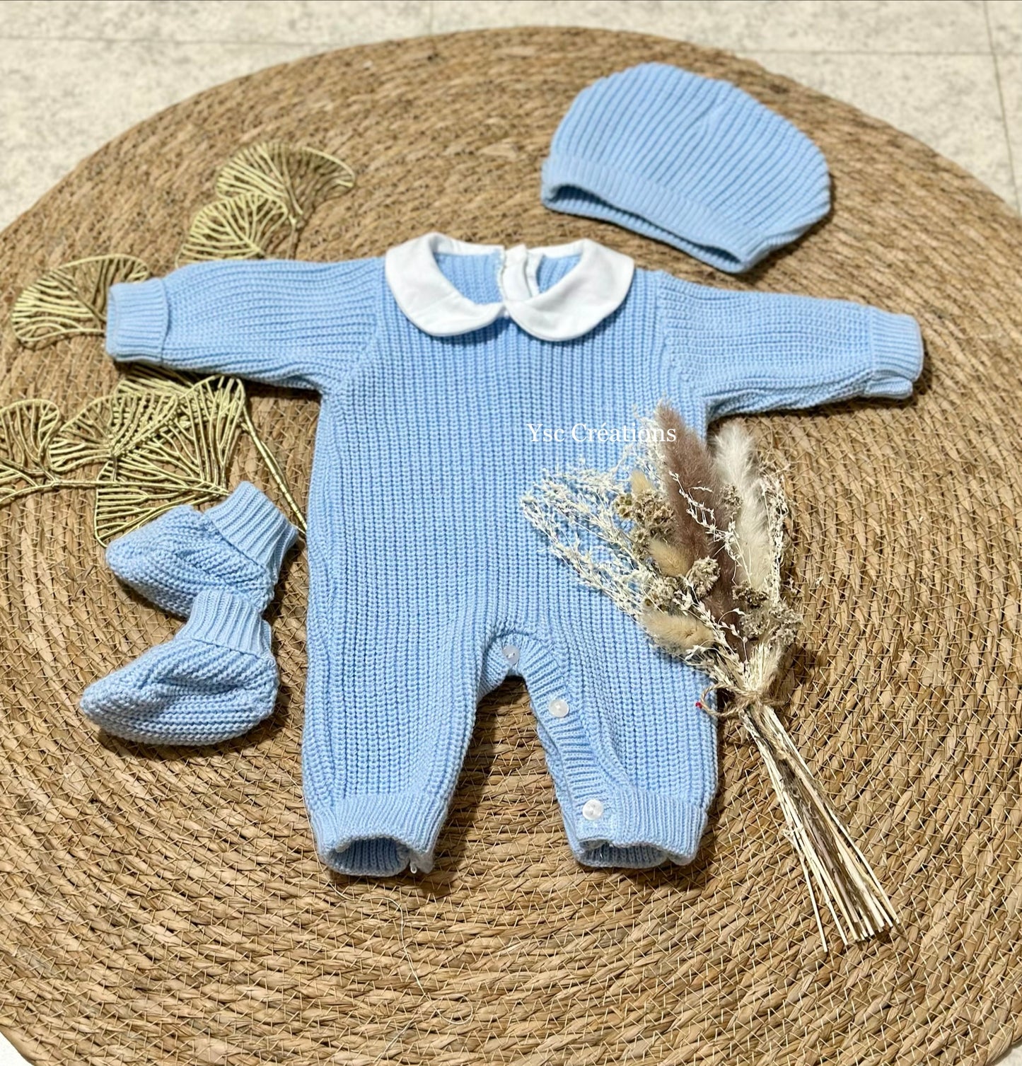 Ensemble maille bébé personnalisé – Tenue, chaussons & bonnet